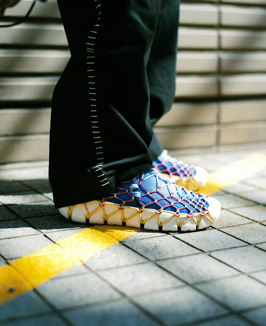 Men's UNEEK 360 Space Available Sneaker  |  Azure Blue/Star White - Image 8