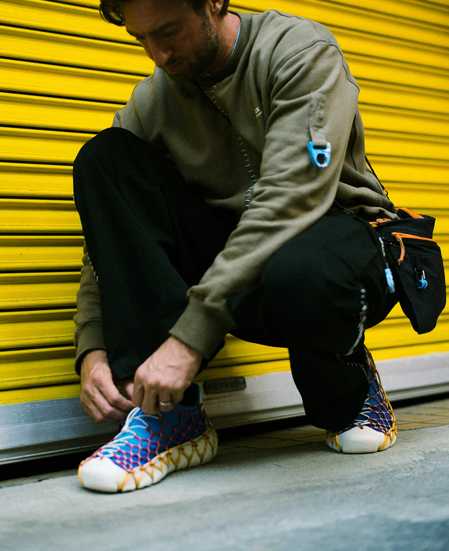 Men's UNEEK 360 Space Available Sneaker  |  Azure Blue/Star White - Image 9