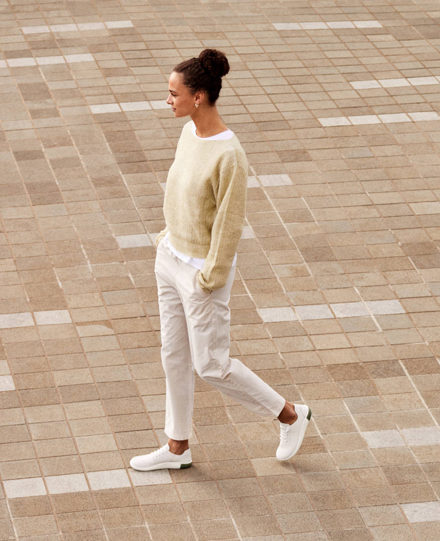 Women's KNX Leather Sneaker | Star White/Star White - Image 7