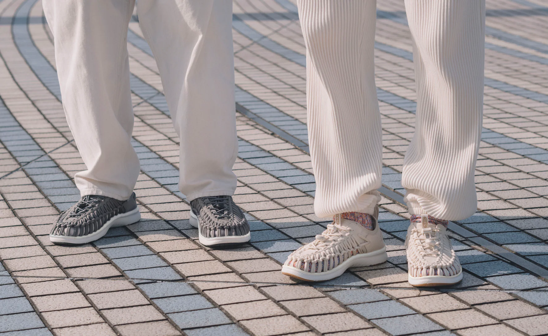 Women's UNEEK 03 Sneaker Sandal  |  Birch/Star White - Image 7