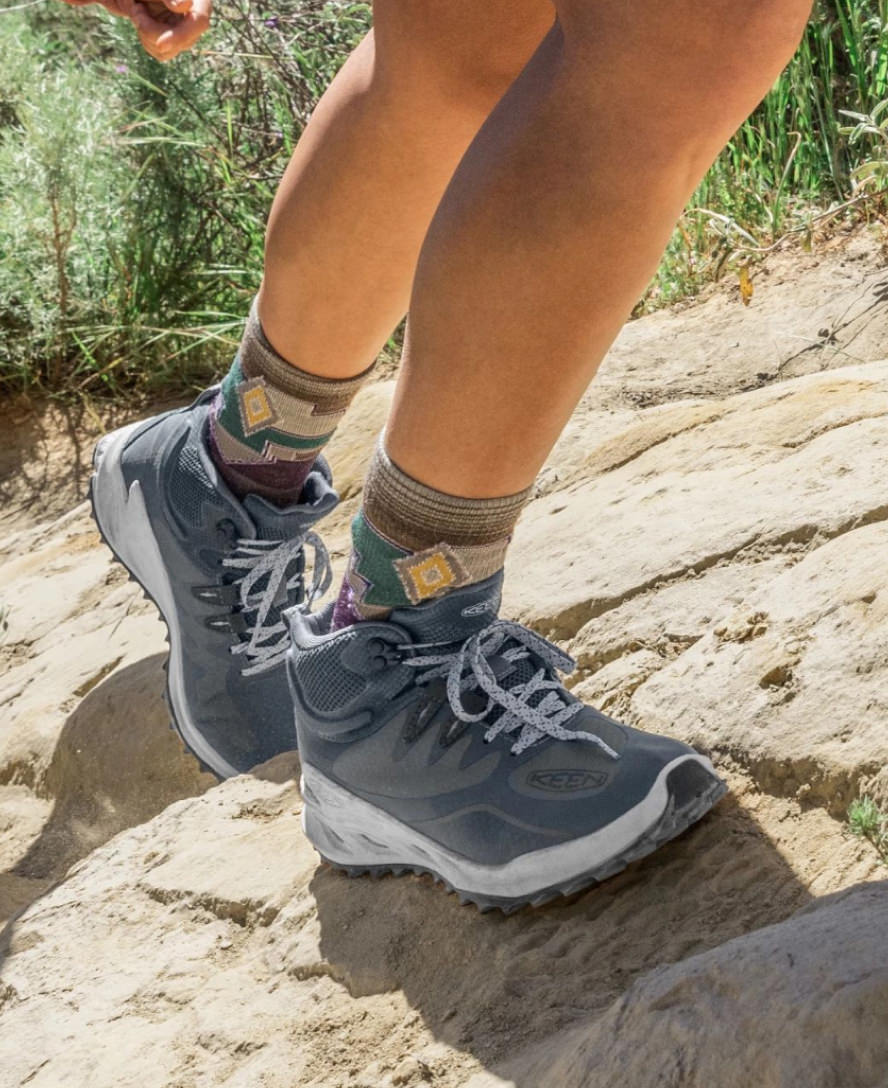Women's Zionic Waterproof Hiking Boot | Dark Forest/Sea Moss - Image 9